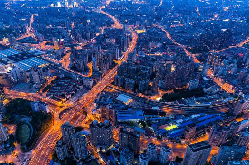 Photo de nuit longue exposition du trafic à Shanghai