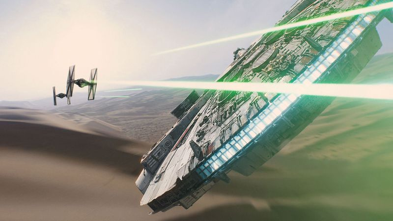 Millennium Falcon i Star Wars: The Force Awakens