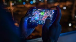 Kuinka valita puhelin mobiilipelaamiseen