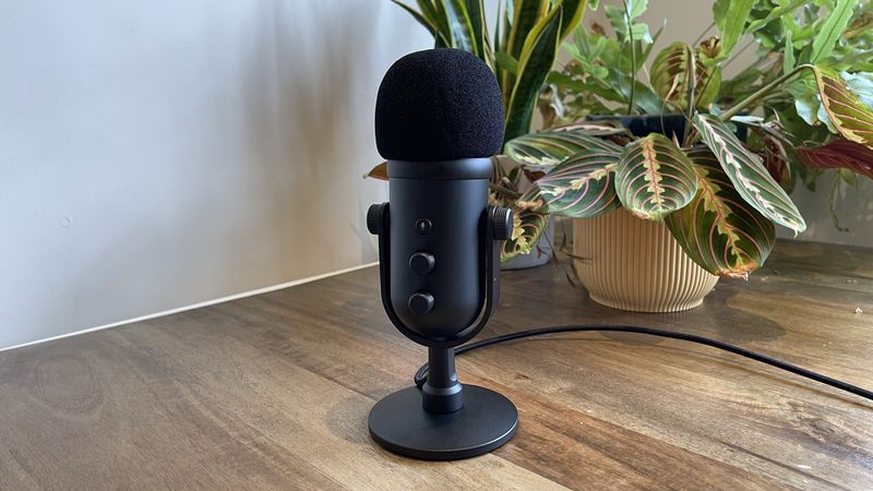 Razer Seiren V2 Pro