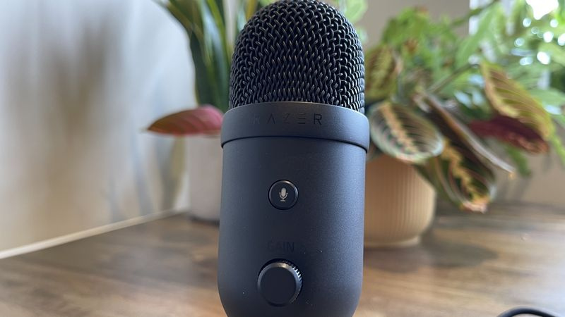 Razer Seiren V2 Pro