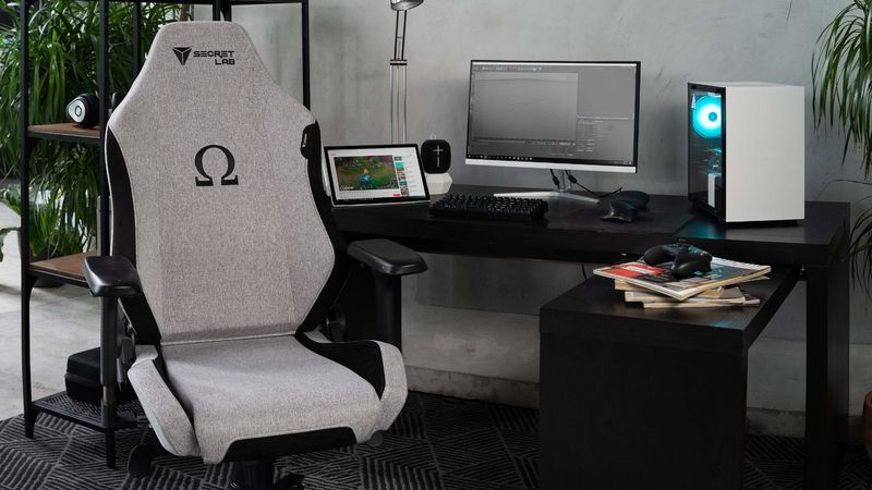 Secretlab Omega SoftWeave 2020