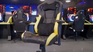 Spar $100 med dette billige Corsair gaming stol udsalg