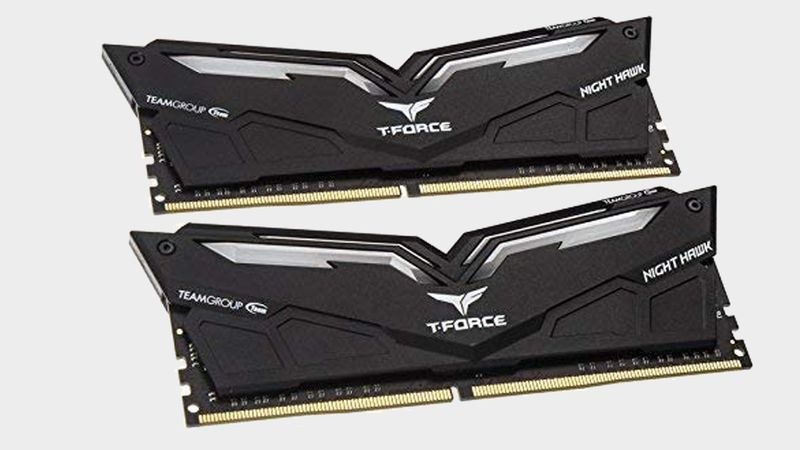 Night Hawk RGB 16GB (2X8GB) DDR4 3200MHZ KIT DOPPIO CANALE