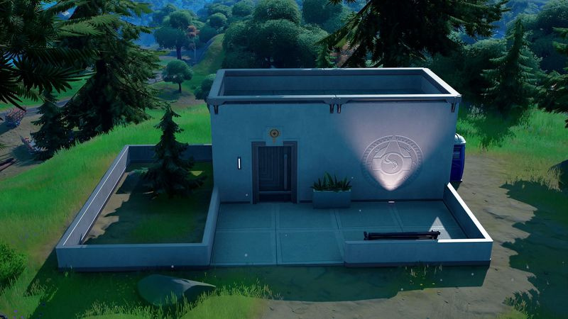 Fortnite-palvelin Surface Hub -sijainneissa