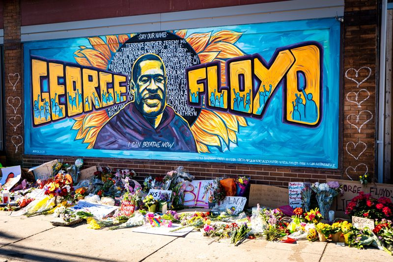 Une peinture murale à la mémoire de George Floyd à Minneapolis, Mn.