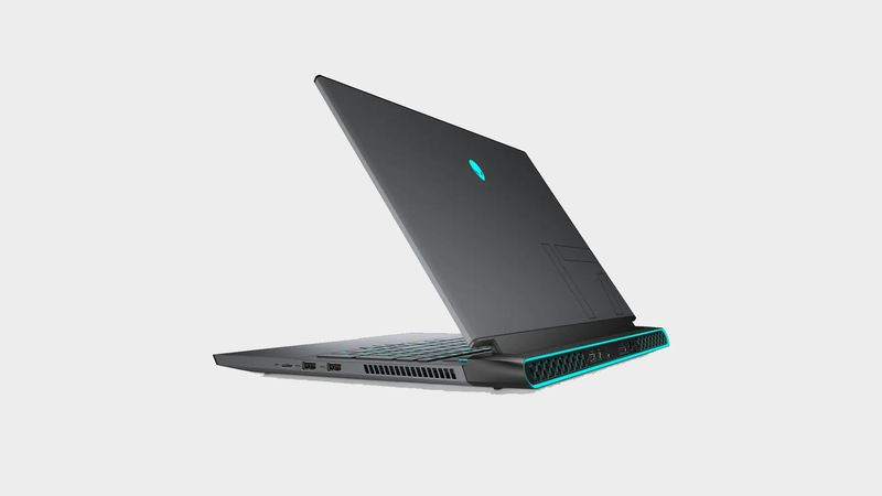 billig Alienware M17 R4 laptop
