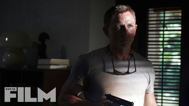 Daniel Craig nel ruolo di James Bond in Non c