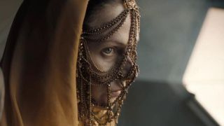 Rebecca Ferguson dyynissä