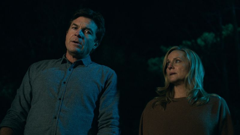 Jason Bateman ja Laura Linney Ozarkissa