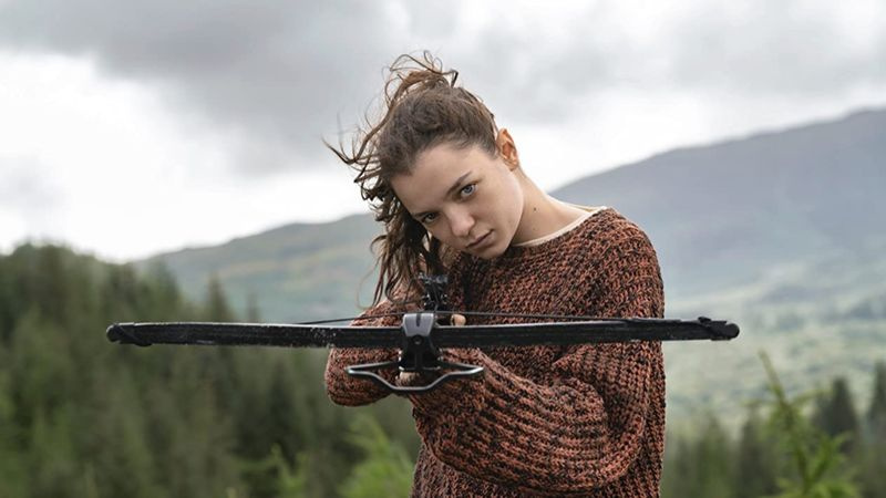 Esme Creed-Miles Hannassa