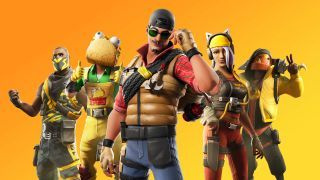Vijf Fortnite-personagesmok voor de camera in deze geelgetinte promoafbeelding