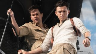 Tom Holland nel film Uncharted