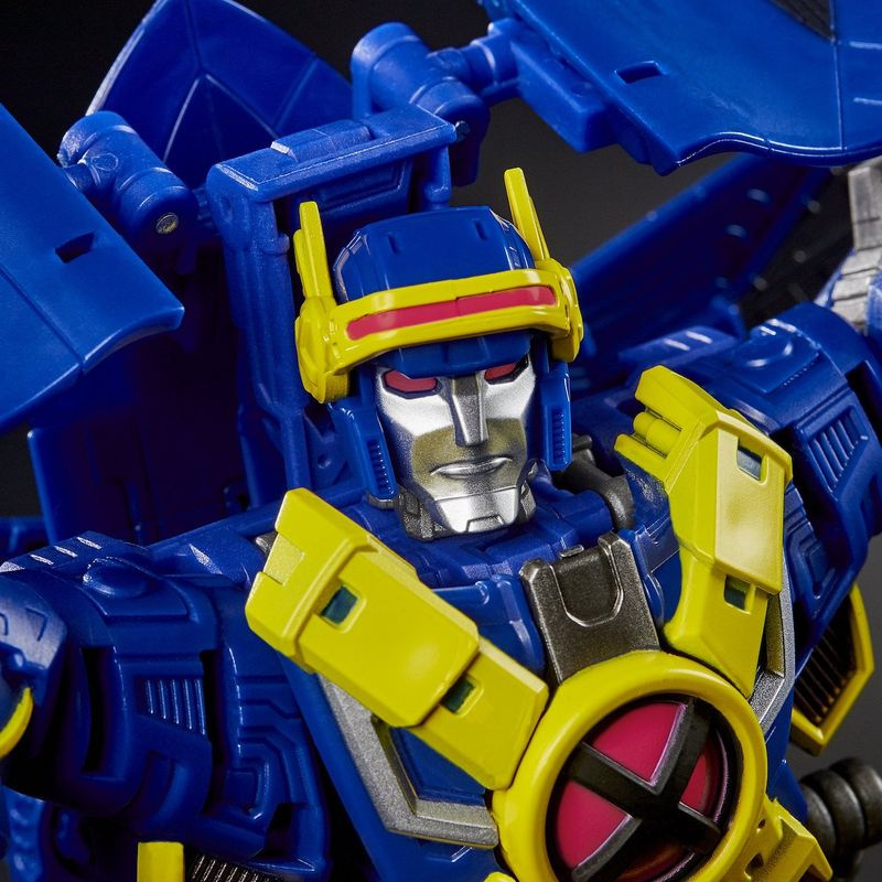 Foto della figura di Transformers Ultimate X-Spanse
