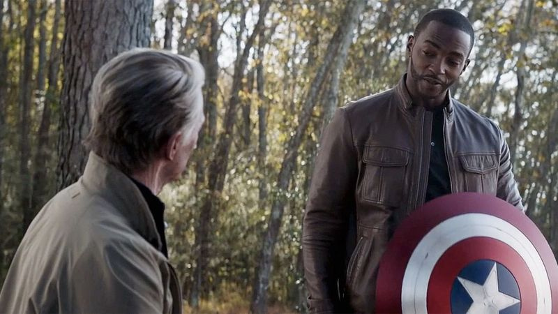 Steve Rogers e Sam Wilson in Avengers: Endgame