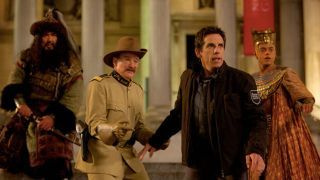 Patrick Gallagher, Robin Williams, Ben Stiller og Rami Malek i natt på museet