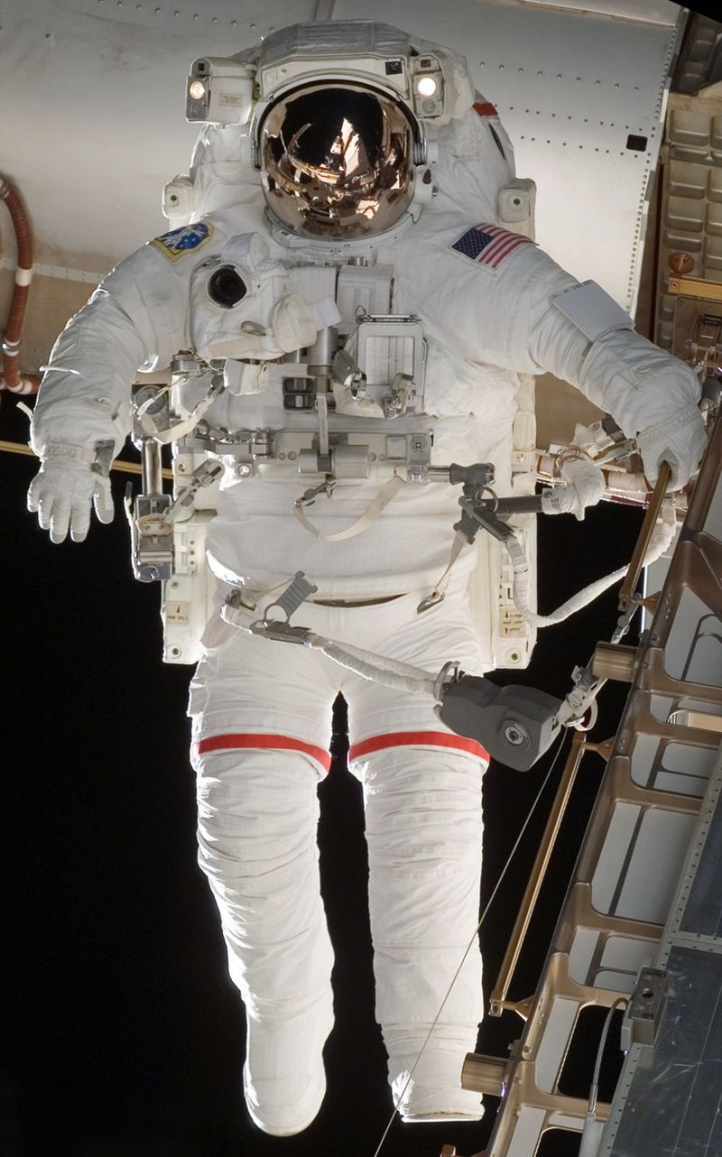 navette spatiale de la nasa emu sortie dans l