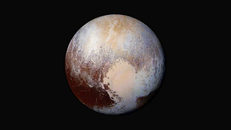verbesserte globale Farbansicht von Pluto